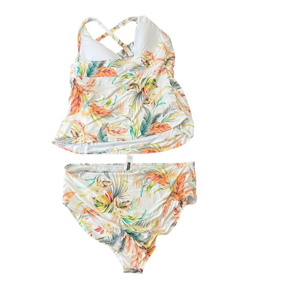 Jantzen Adjustable Strap V-Neck Tankini with Comfort Brief - Picture 5 of 10